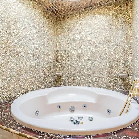 Apartament Luxury In *